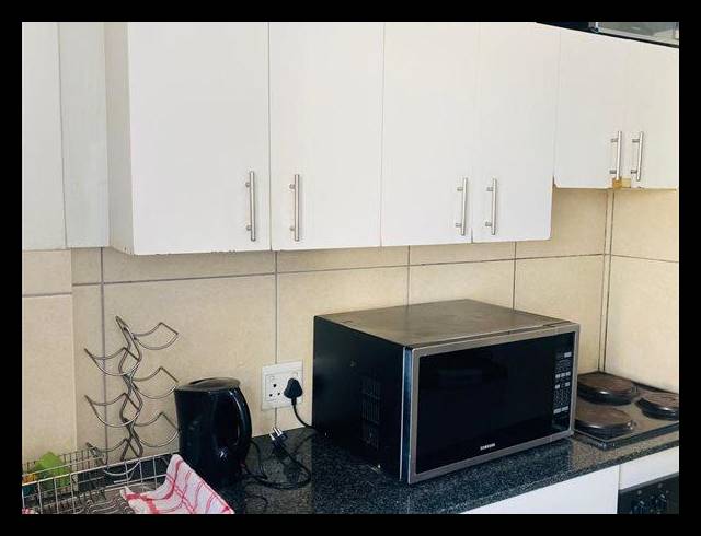 1 BEDROOM APARTMENT FOR SALE IN KENSINGTON